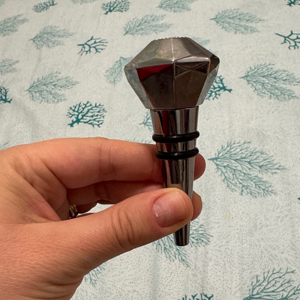 Swarovski Silver  Diamond Wine Stopper